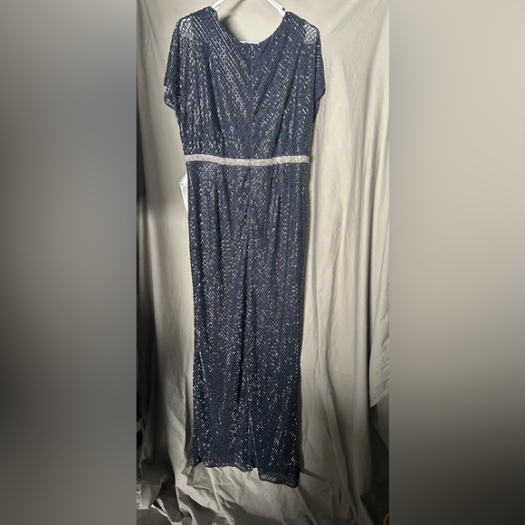 Mac Duggal 93678 NWT BEADED SHORT SLEEVE COLUMN GOWN - Picture 5 of 6